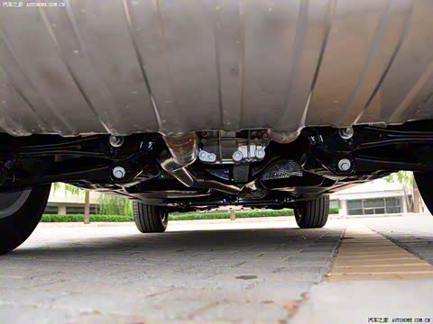 2009�� 3.0T ���Ͷ�����