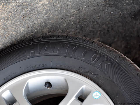 2009�� ���� 1.5L �ֶ���Ӣ��