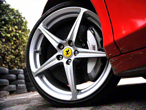 2011�� 4.5L Italia