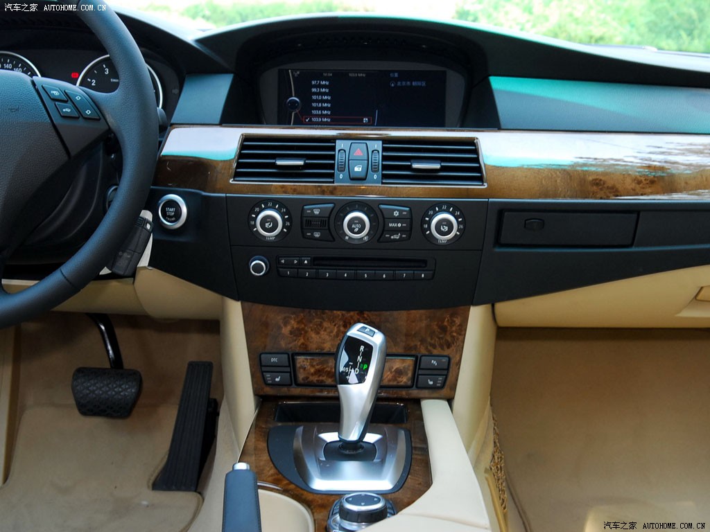 华晨宝马 宝马5系 2010款 530li 豪华型