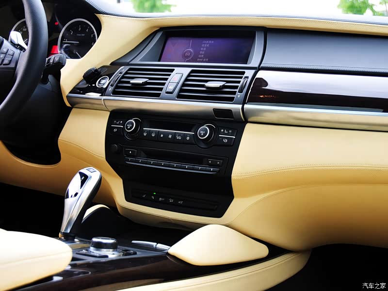 宝马(进口) 宝马x6 2010款 4.4t 混合动力版