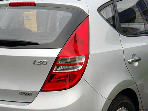 2009�� 1.6L �ֶ�������