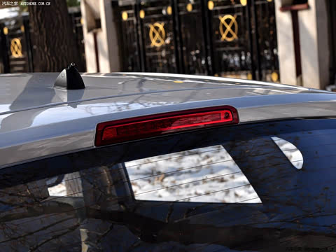 2009�� 2.0L �ֶ�������