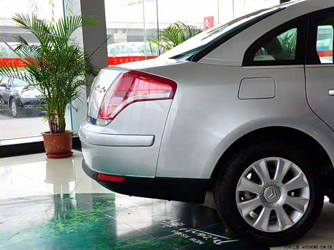 2010�� 2.0L �Զ��Ƽ���