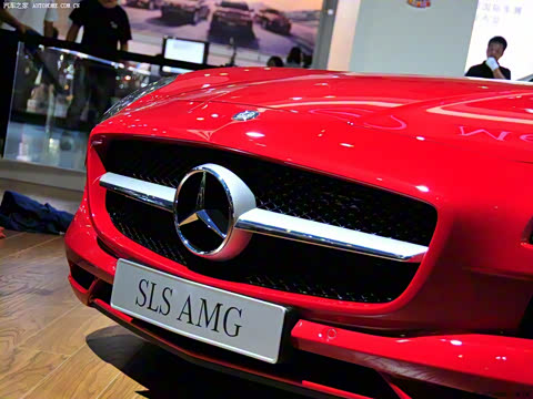 2011�� SLS AMG