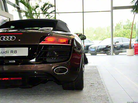 2011�� Spyder 5.2 FSI quattro