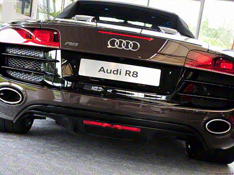 2011�� Spyder 5.2 FSI quattro