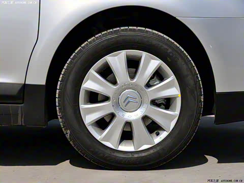 2010�� 2.0L �ֶ������