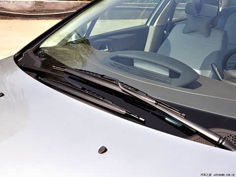 2010�� 2.0L �ֶ������