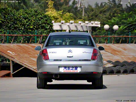 2010�� 2.0L �ֶ������