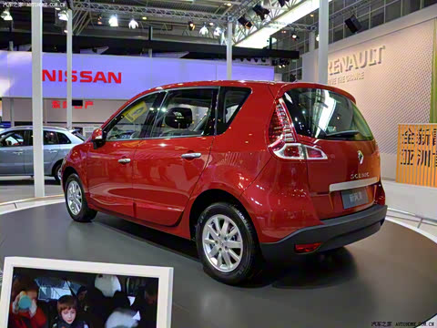 2011�� 2.0 �羰���ʰ�