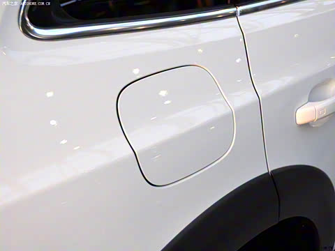 2010�� 2.0TFSI ԽҰ��