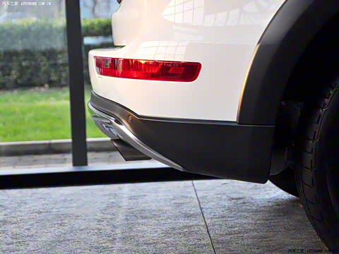 2010�� 2.0TFSI ԽҰ��