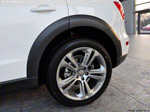 2010�� 2.0TFSI ԽҰ��