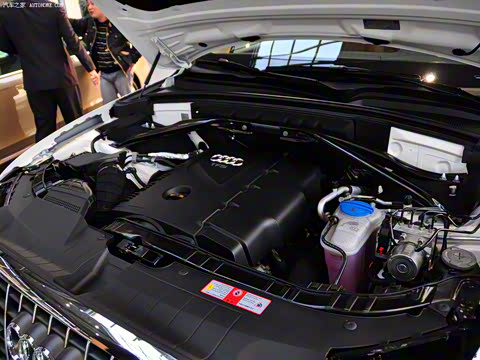 2010�� 2.0TFSI ԽҰ��