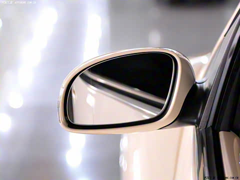 2009�� 2.0 AT ���䳨���