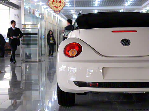 2009�� 2.0 AT ���䳨���