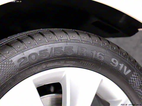 2009�� 2.0 AT ���䳨���