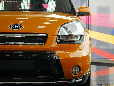 2010�� 2.0L AT Premium