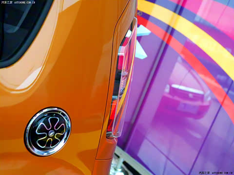 2010�� 2.0L AT Premium