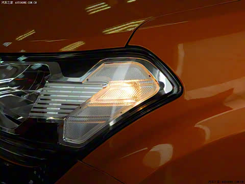 2010�� 2.0L AT Premium