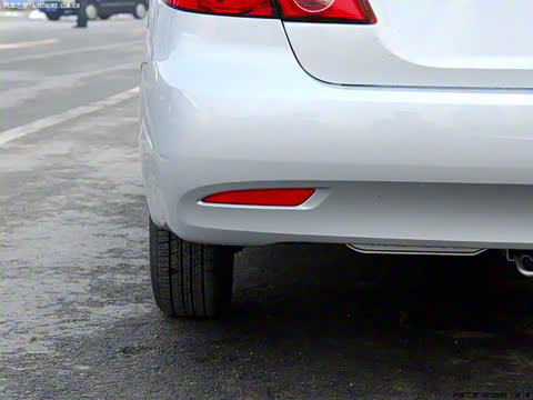 2010�� 1.3L �ֶ�������