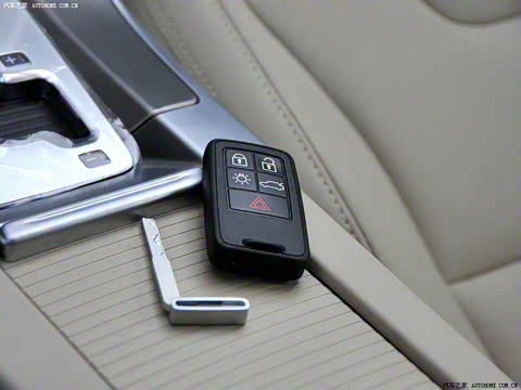 2010�� T6 AWD���ʰ�