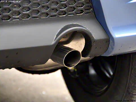 2010�� 1.5L �ֶ����а�