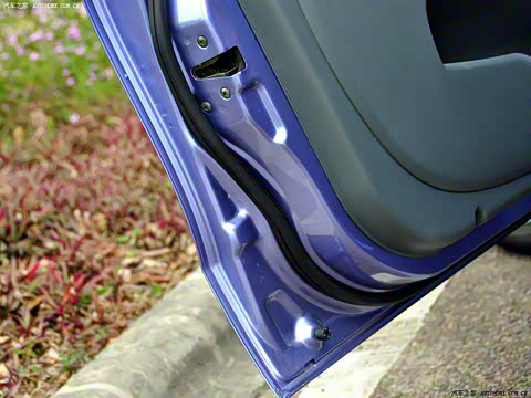 2010�� 1.0L �ֶ�������