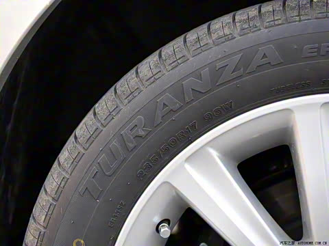 2010�� 2.5L Royal ��Ƥ������