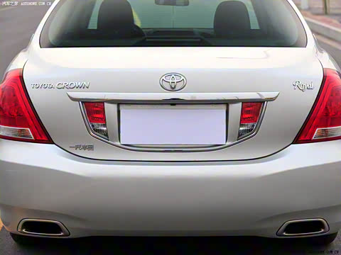 2010�� 2.5L Royal ��Ƥ������