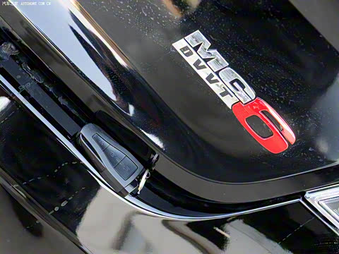 2010�� �Ʊ� 1.8L �Զ���Ӣ��