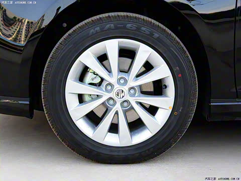 2010�� �Ʊ� 1.8L �Զ���Ӣ��