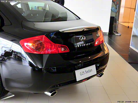 2010�� G25 Sedan �����˶���