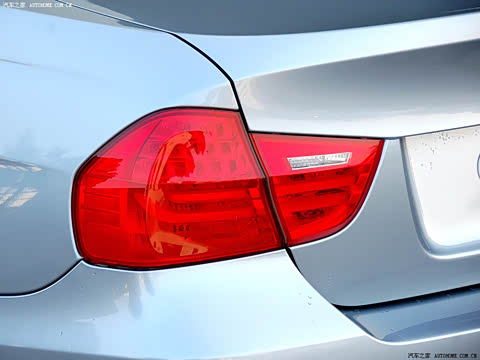 2010�� 320i������