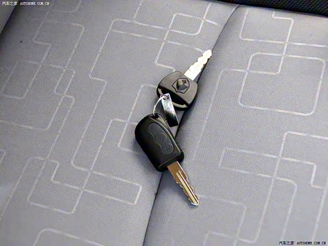 2010�� 1.0L �ֶ�������