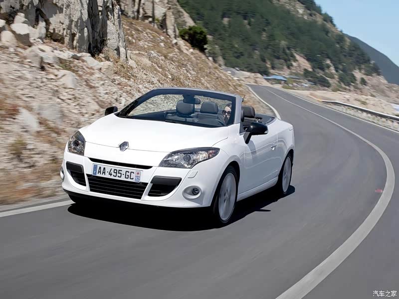 雷诺 梅甘娜 2011款 cc 2.0时尚导航版