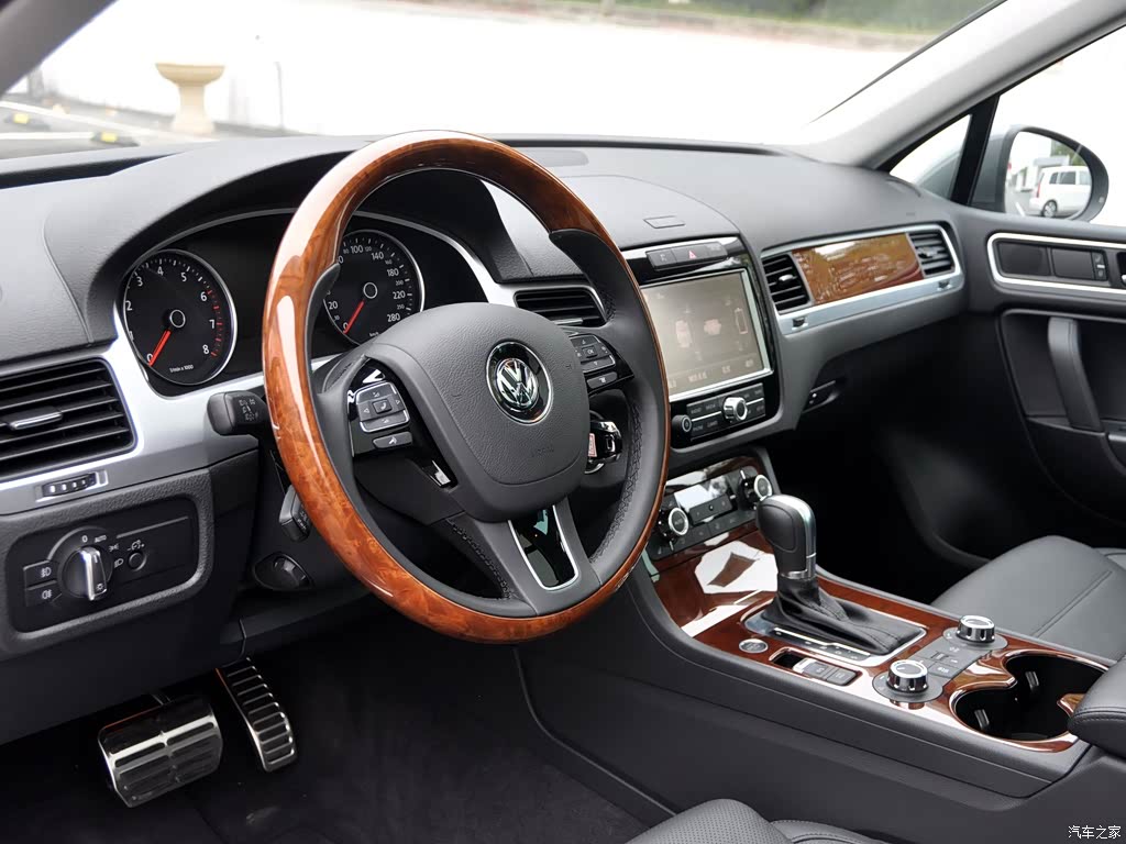 大众(进口) 途锐 2011款 3.0tsi v6 hybrid