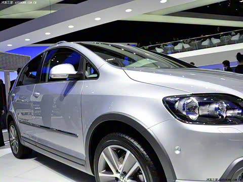 2011�� 1.4TSI Cross Golf