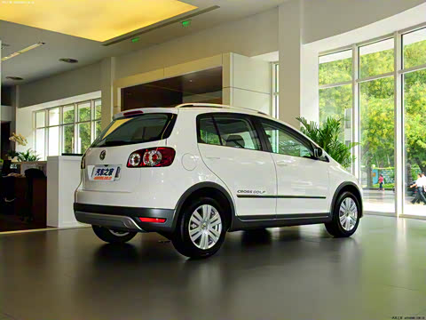 2011�� 1.4TSI Cross Golf