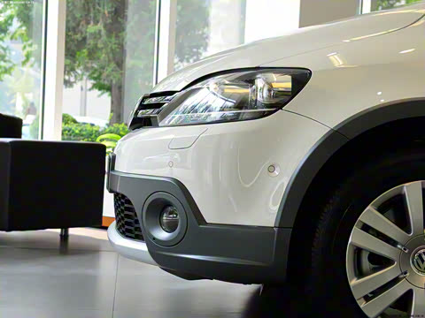 2011�� 1.4TSI Cross Golf