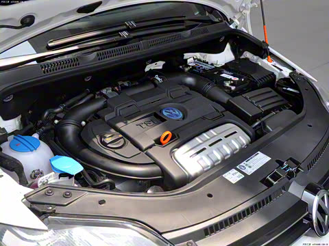 2011�� 1.4TSI Cross Golf