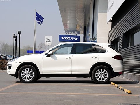 2011 Cayenne S Hybrid 3.0T