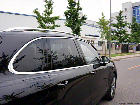 2011�� Cayenne Turbo 4.8T