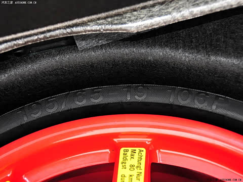 2011�� Cayenne Turbo 4.8T