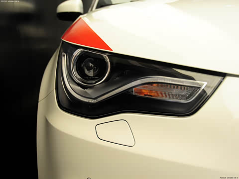 2012�� 1.4 TFSI Ego plus