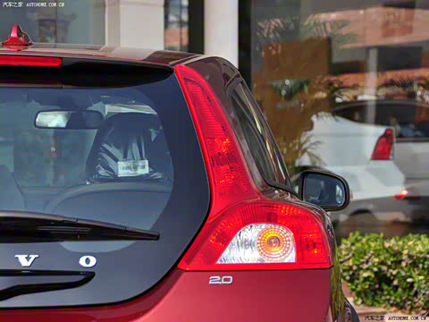 2010�� �Ŀ� 2.0���Ű�