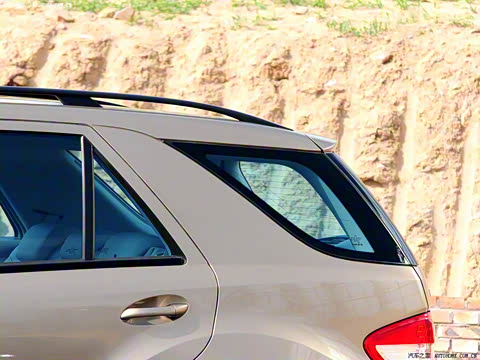 2010�� ML 300 4MATIC