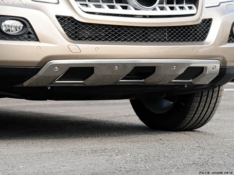 2010�� ML 300 4MATIC