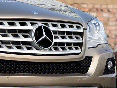 2010�� ML 300 4MATIC